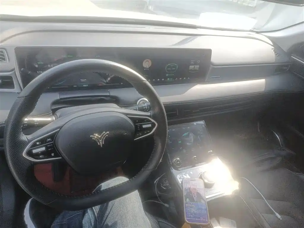 Nezha U 2021 Pro 500 Global Edition купить на сайте DeffCars