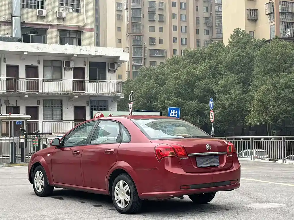 Excelle 2015 1.5L Manual Classic купить на сайте DeffCars