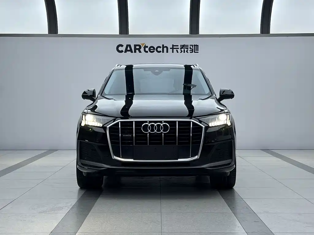 Audi Q7 2023 45 TFSI quattro S line sports купить на сайте DeffCars
