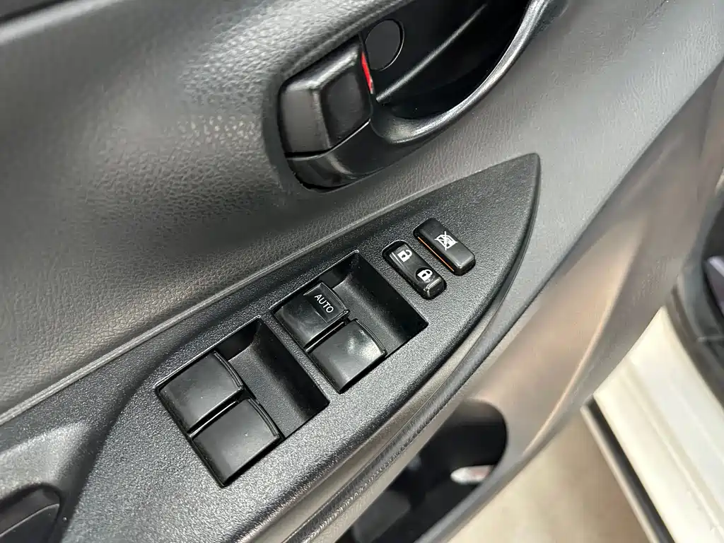 YARiS L Zhixuan 2020 Zhixuan X 1.5L CVT leading version купить на сайте DeffCars
