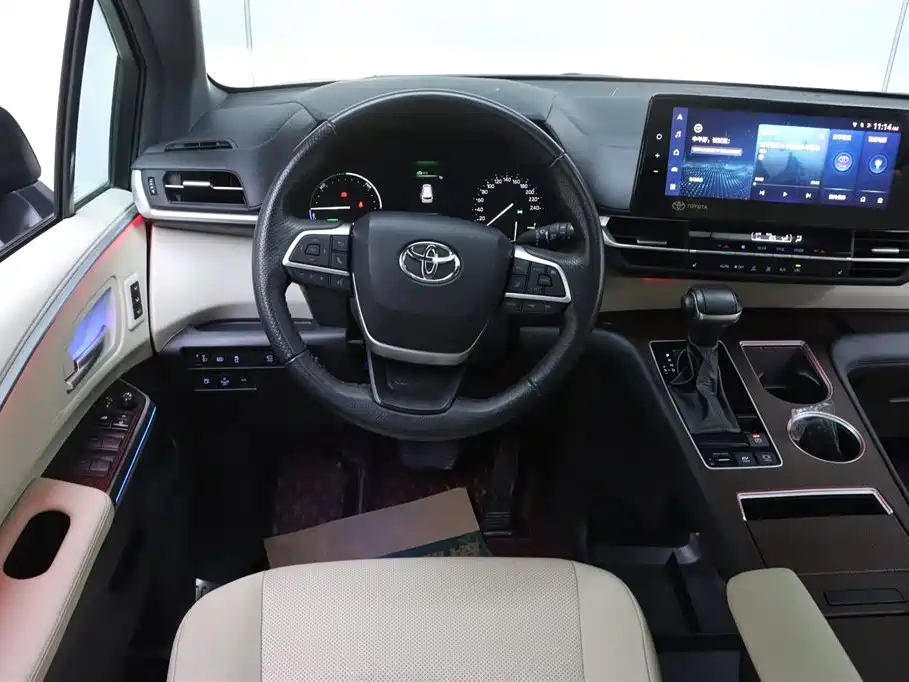 Grevia 2022 2.5L Hybrid Premium Edition купить на сайте DeffCars