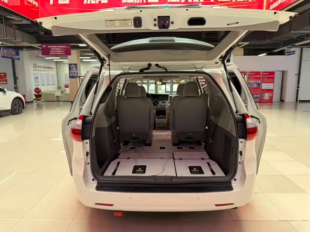 SIENNA 2015 3.5L 2WD LE купить на сайте DeffCars