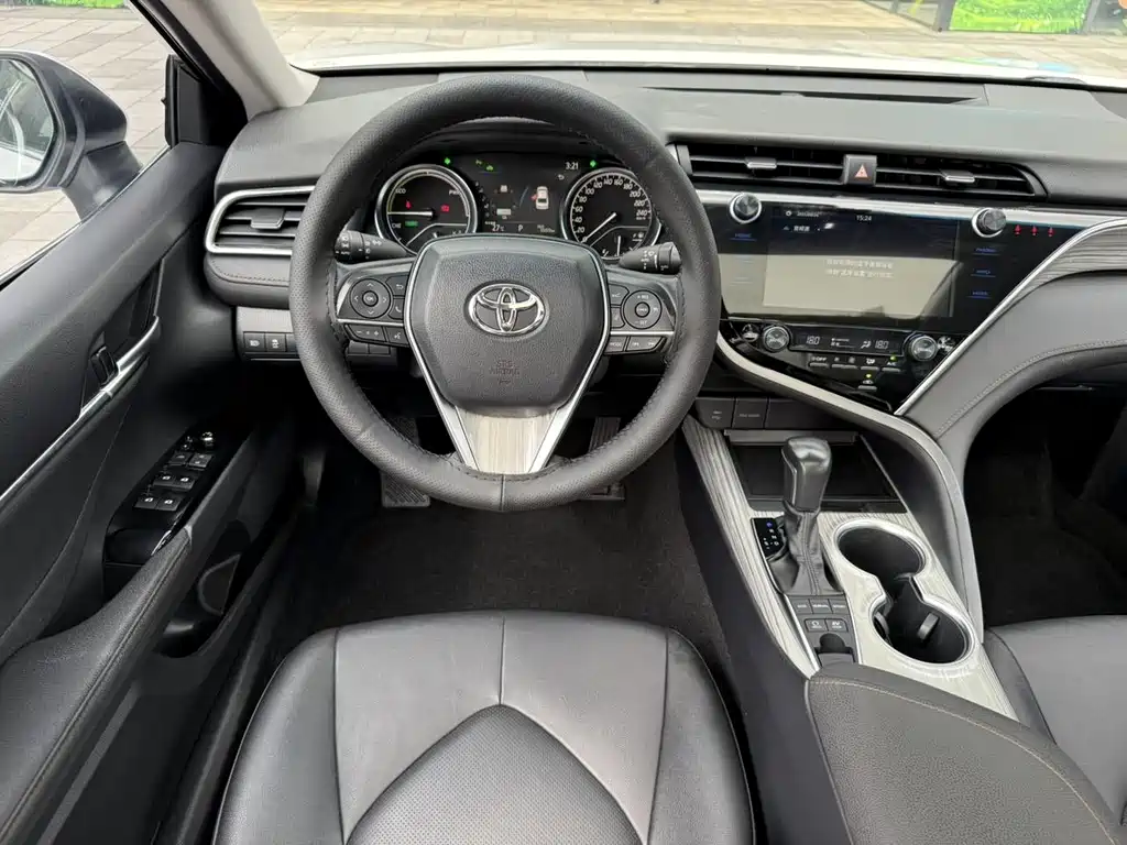 Camry 2019 facelift Shuangqing 2.5HG luxury version купить на сайте DeffCars