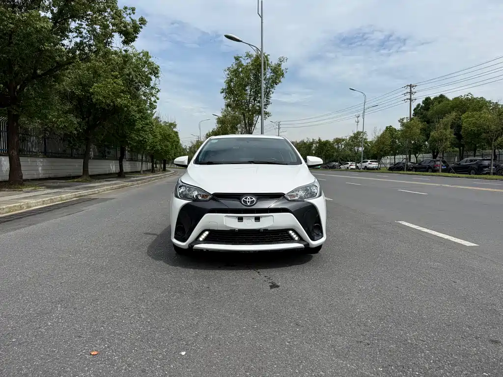 YARiS L Zhixuan 2021 1.5L CVT leading version купить на сайте DeffCars