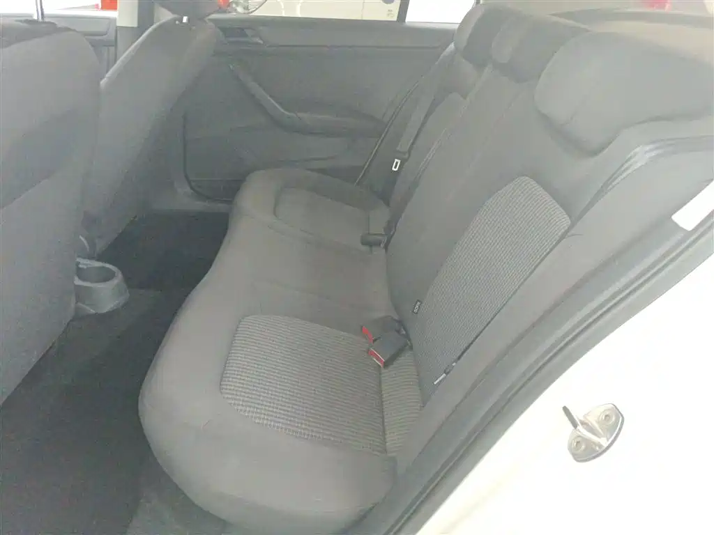Santana 2021 1.5L Manual Fashion Edition купить на сайте DeffCars