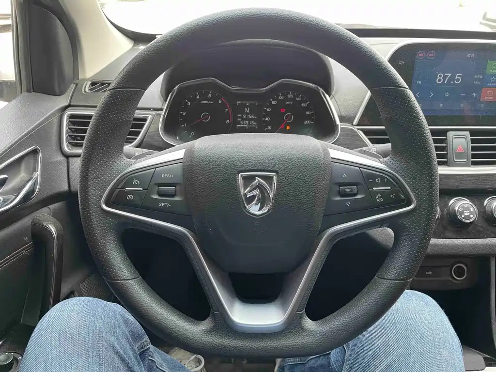 Baojun 310 2017 1.5L automatic luxury model купить на сайте DeffCars