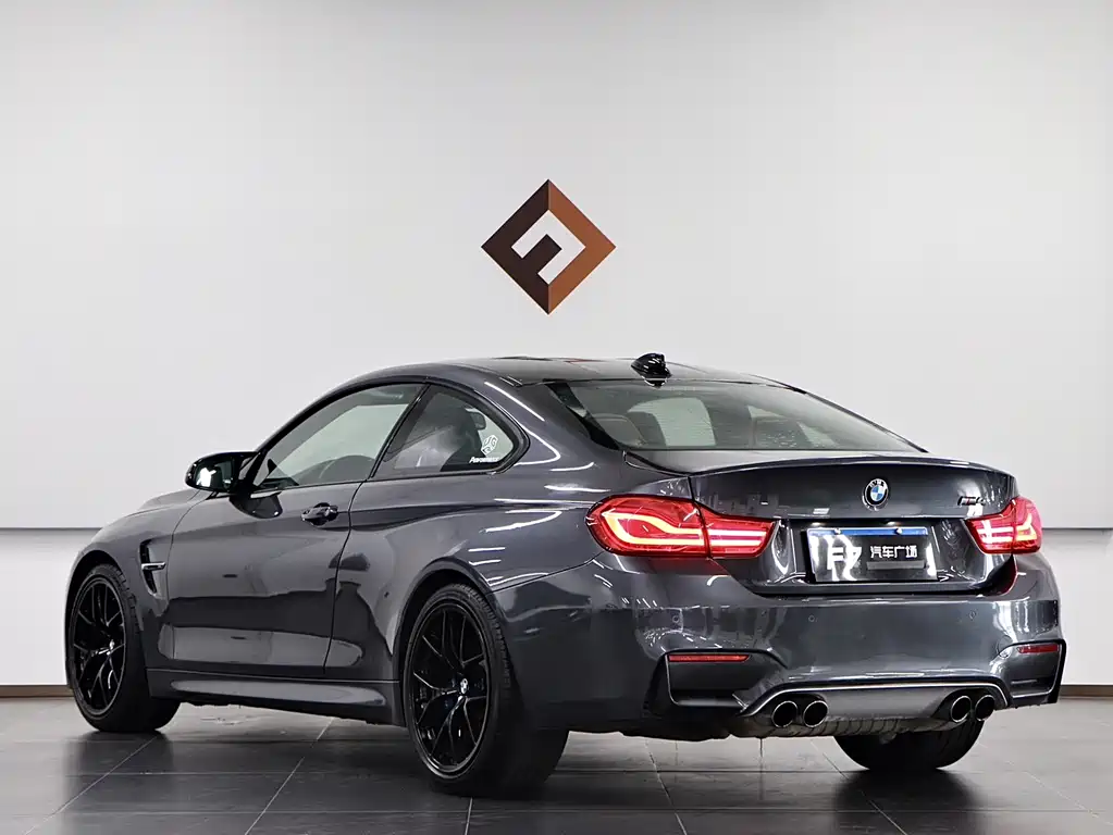 BMW M4 2017 M4 Coupe купить на сайте DeffCars
