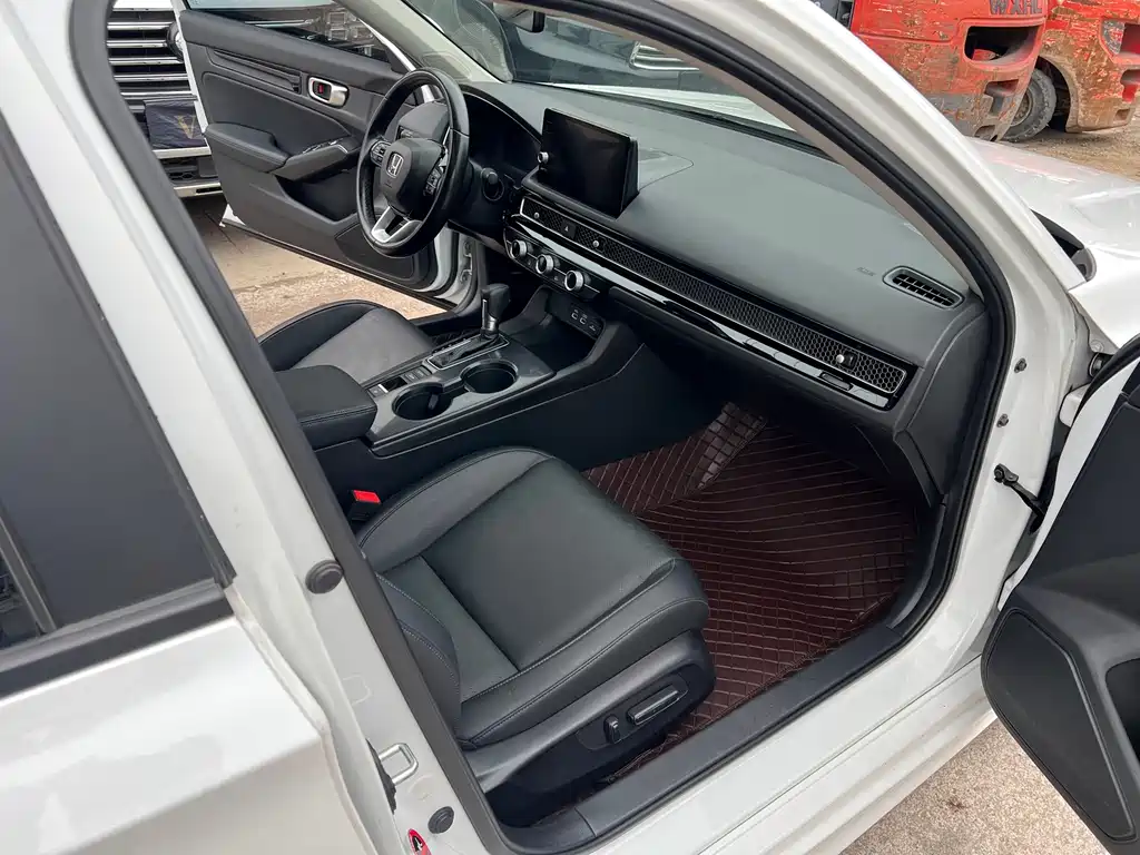 Stylish 2022 240TURBO CVT Deluxe Edition купить на сайте DeffCars