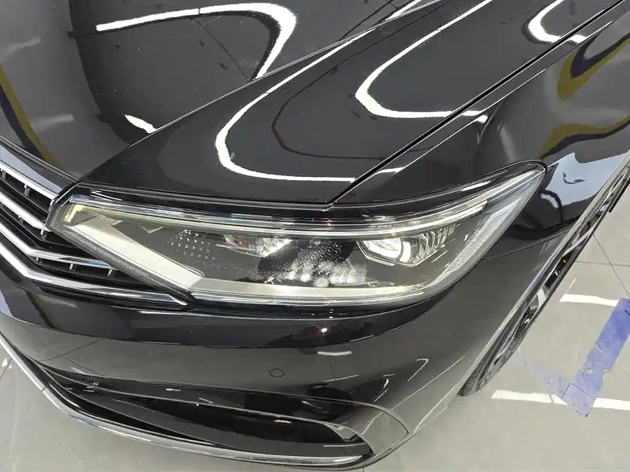 Magotan 2023 2 million commemorative edition 330TSI DSG leading model купить на сайте DeffCars