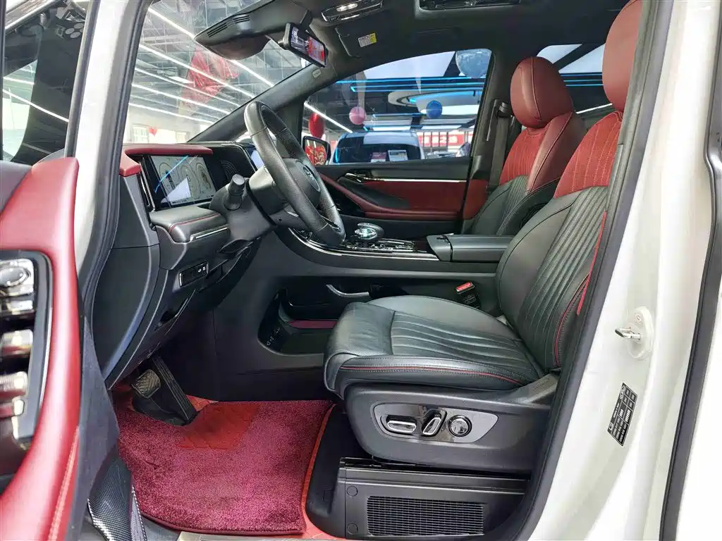 Trumpchi M8 2024 Grandmaster Series Dual Engine Extreme Edition купить на сайте DeffCars