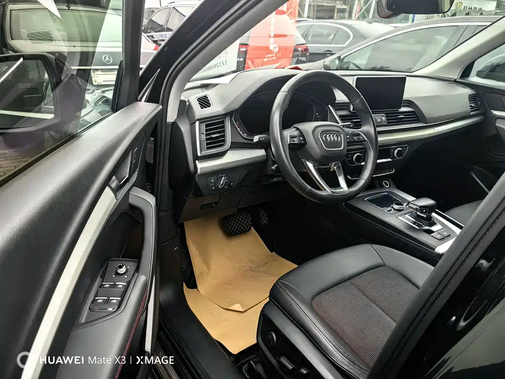 Audi Q5L 2018 40 TFSI enjoys fashionable style, National V купить на сайте DeffCars