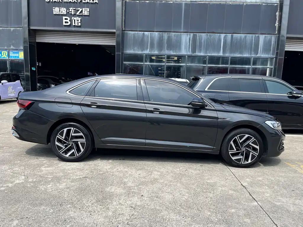 Sagitar 2025 300TSI DSG Super Edition купить на сайте DeffCars