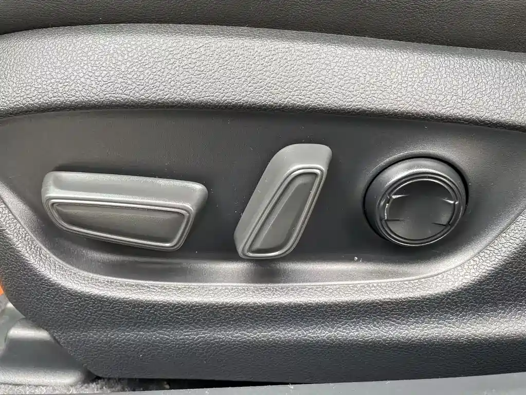 Asia Dragon 2023 2.0L Premium Edition купить на сайте DeffCars