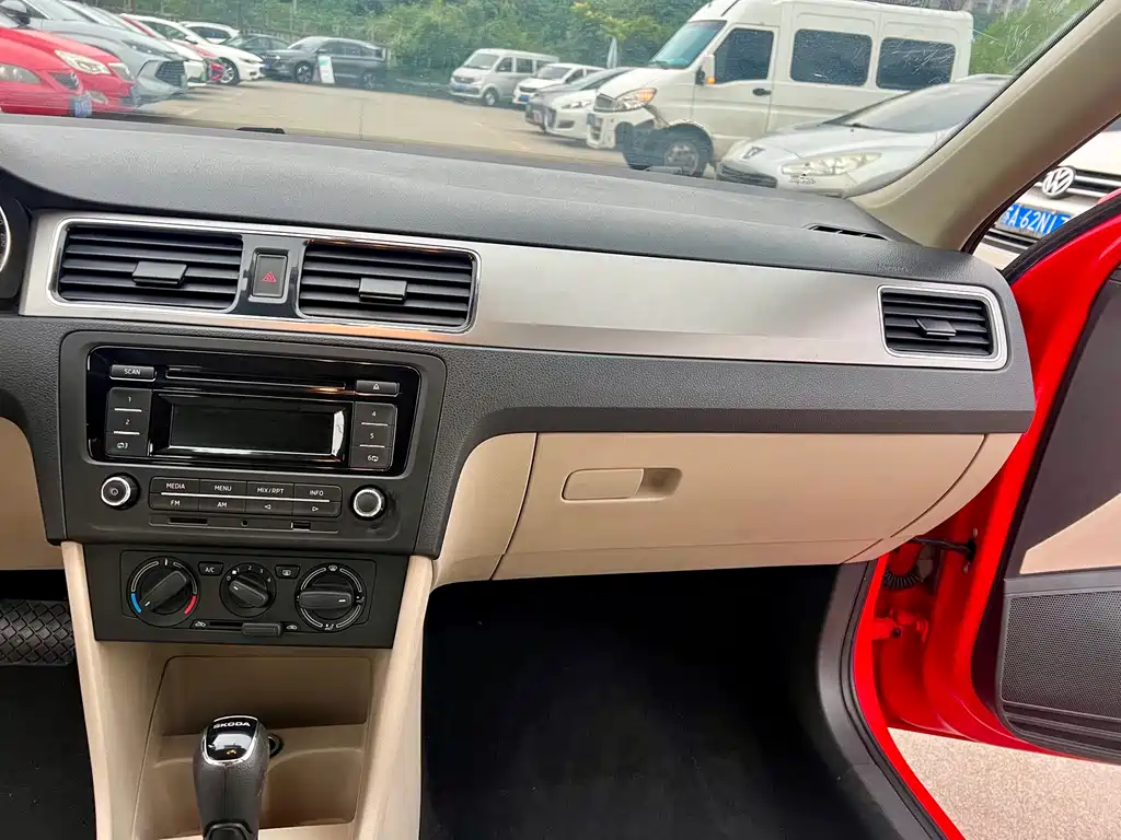 Xindong 2014 1.6L automatic joy version купить на сайте DeffCars