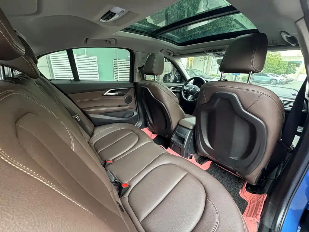 BMW 1 Series 2019 118i M Sports Package купить на сайте DeffCars