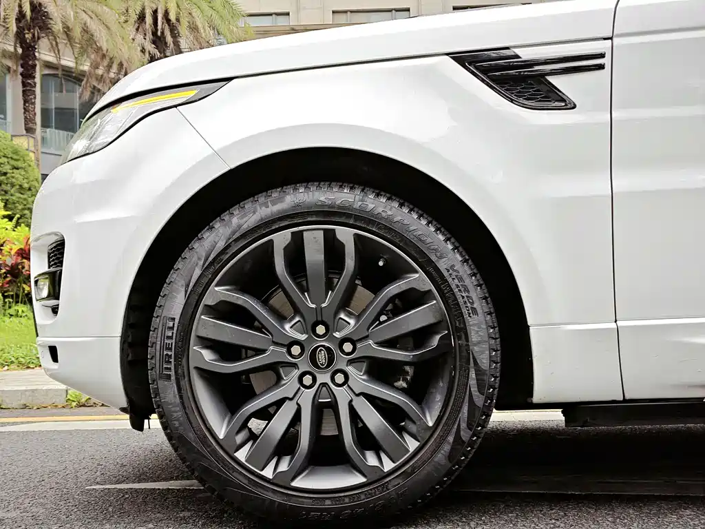 Range Rover Sport 2017 3.0 SC V6 HSE купить на сайте DeffCars