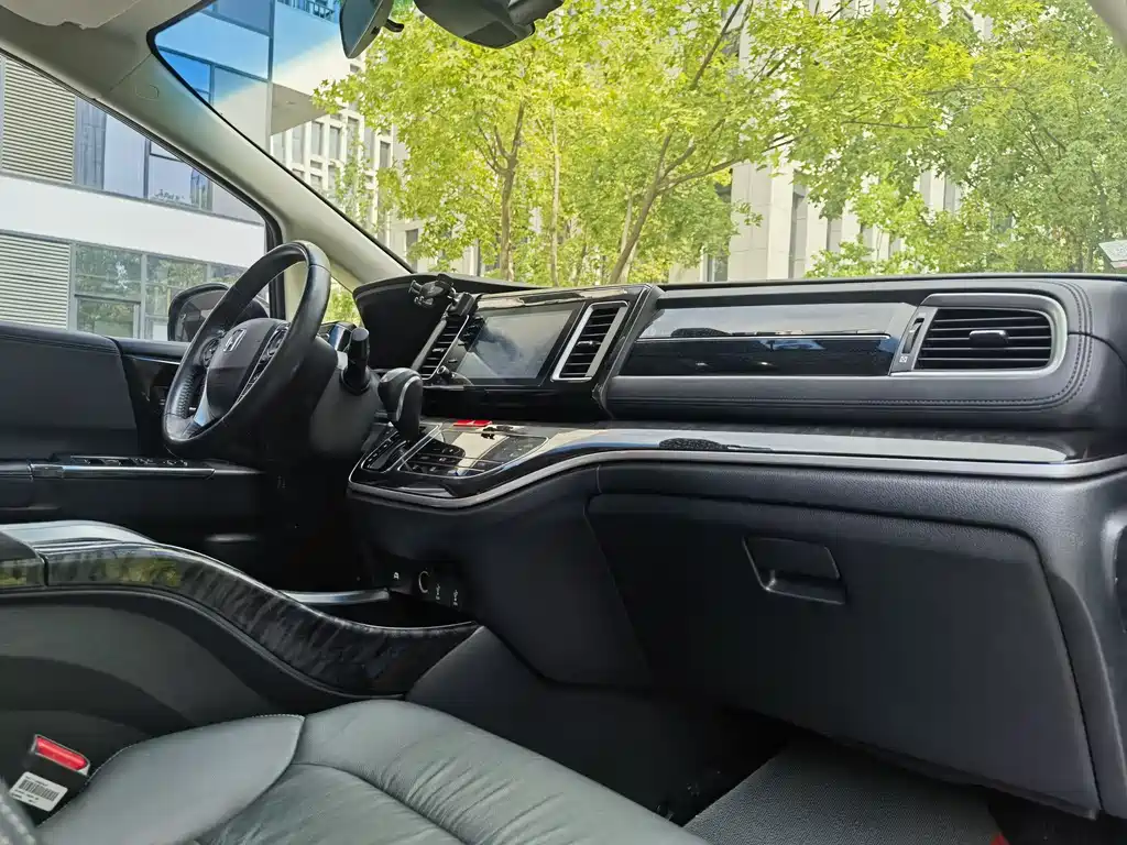 Alison 2019 2.0L Hybrid Deluxe Edition купить на сайте DeffCars