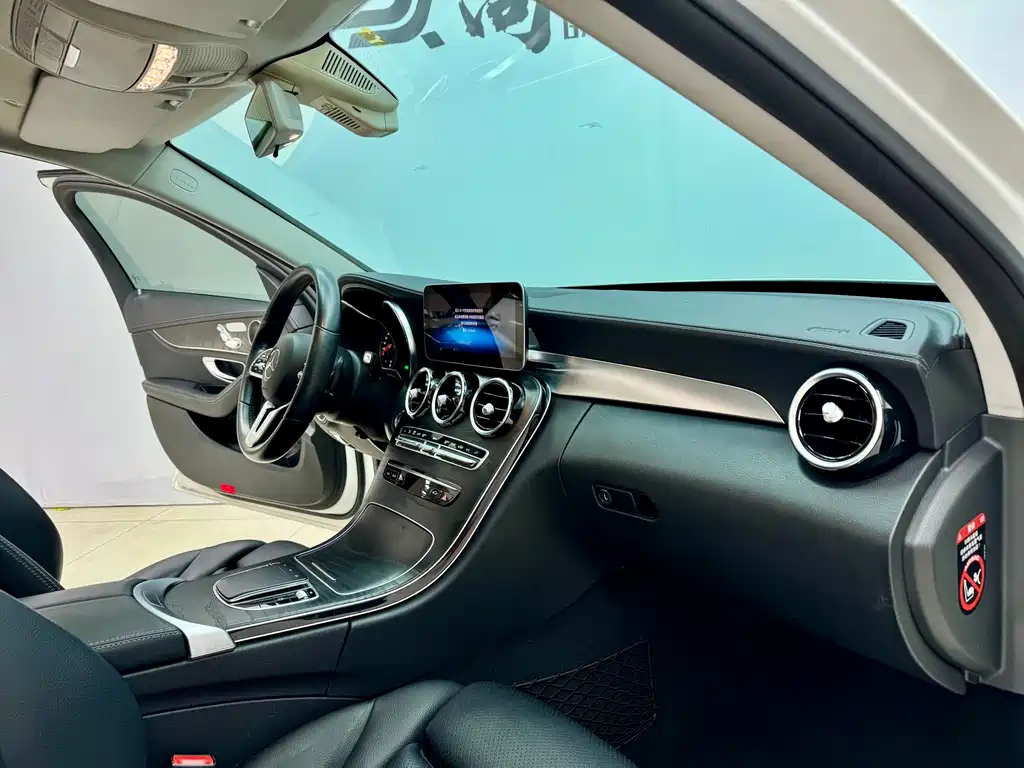 Mercedes-Benz C-Class 2019 C 260 L Sports Edition купить на сайте DeffCars