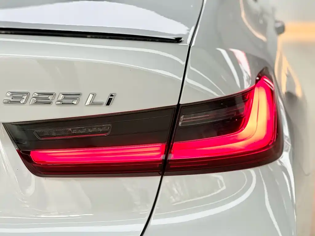 BMW 3 Series 2024 325Li M Sports Night Package купить на сайте DeffCars