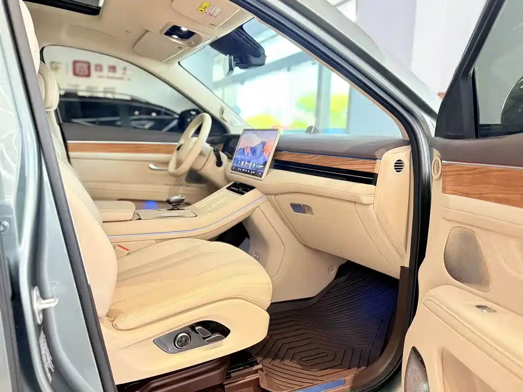 Wenjie M7 2024 1.5T Intelligent Driving Four-wheel Drive Ultra Version 5 Seats купить на сайте DeffCars