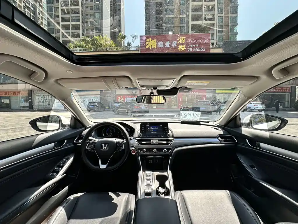 Accord 2018 Sharp·Hybrid 2.0L Sharp Collar Edition National V купить на сайте DeffCars