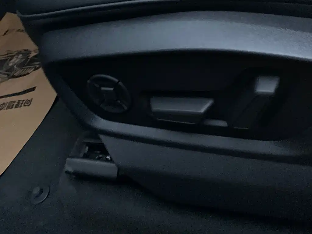 Audi Q7 2023 55 TFSI quattro S line sports купить на сайте DeffCars