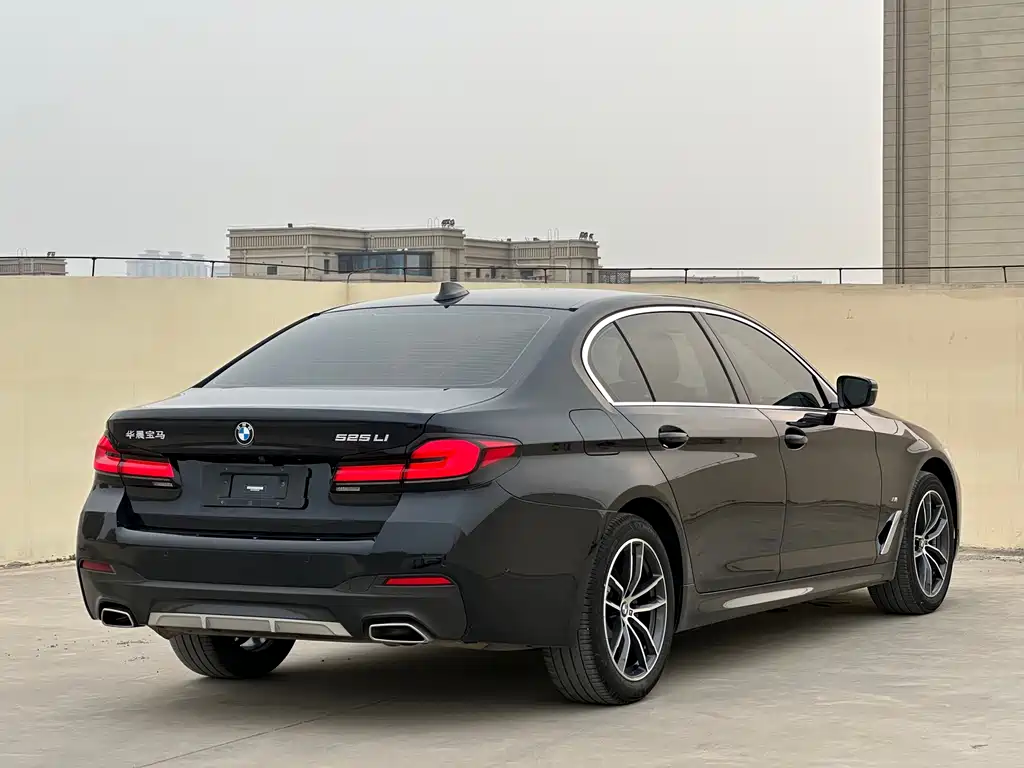 BMW 5 Series 2022 facelift 525Li M Sports Package купить на сайте DeffCars