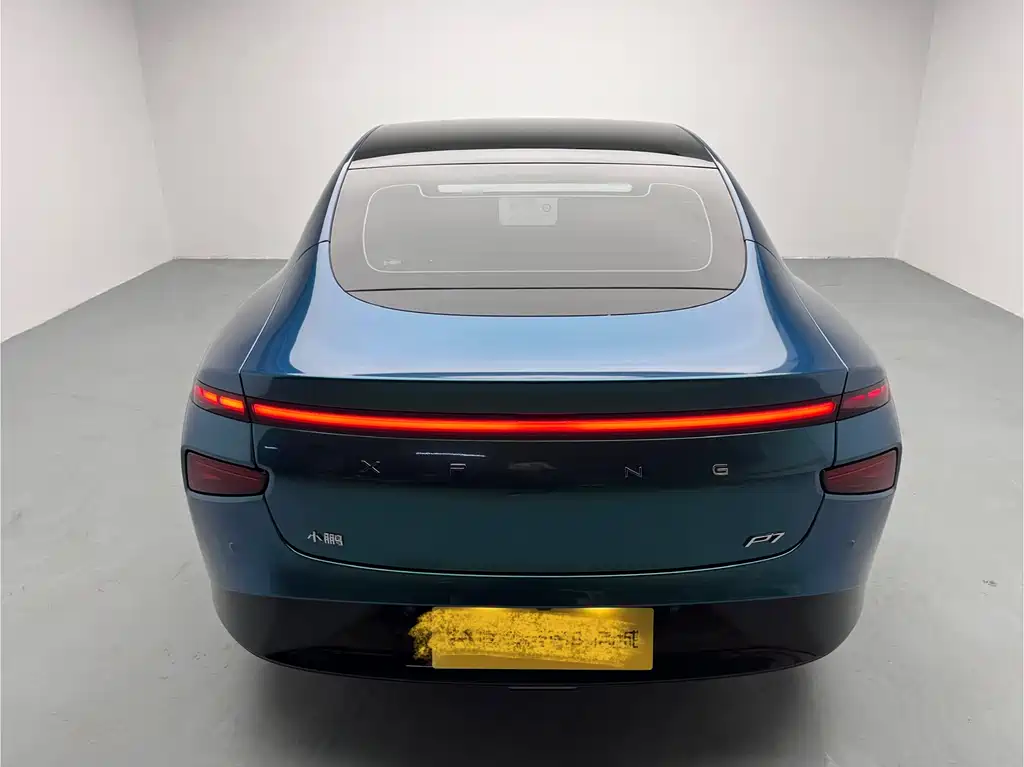 Xpeng P7 2022 model 670N+ купить на сайте DeffCars