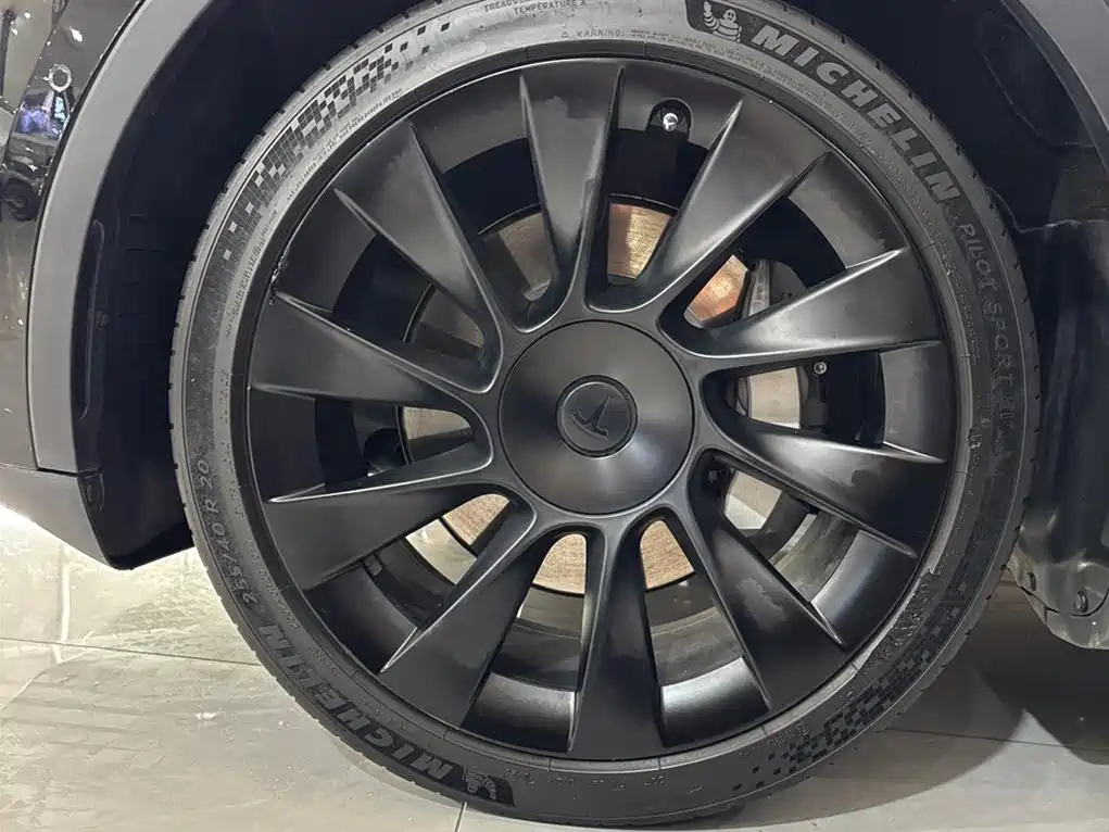 Model Y 2022 facelift rear-wheel drive version купить на сайте DeffCars