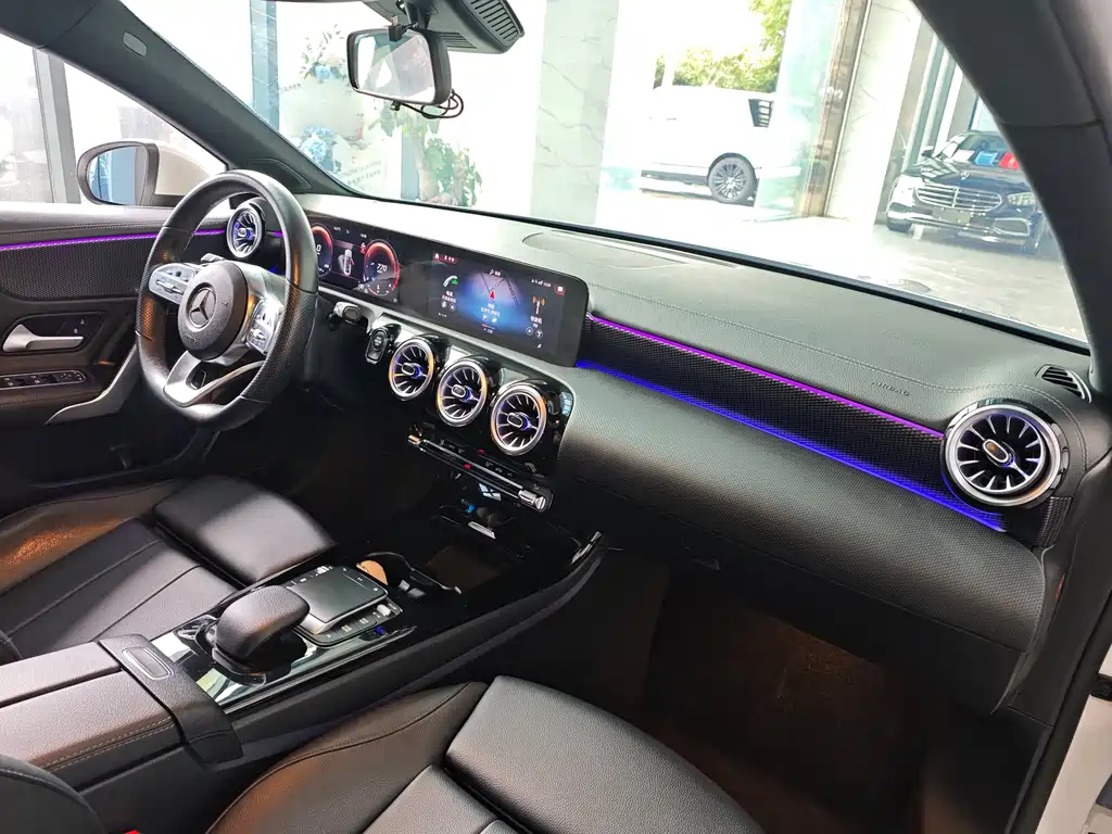 Mercedes-Benz A-Class 2022 A 200 L Sports Sedan Fashionable купить на сайте DeffCars