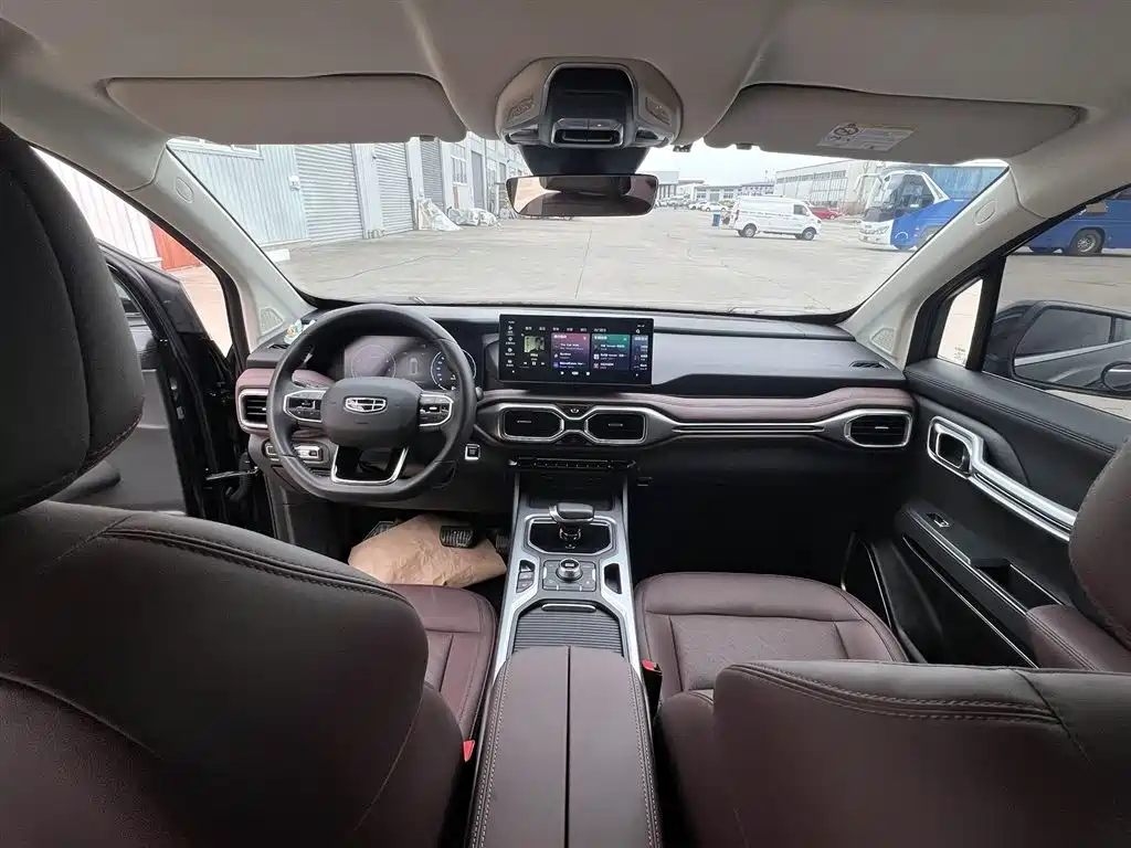 Haoyue 2022 1.8TD DCT luxury model 7 seats купить на сайте DeffCars