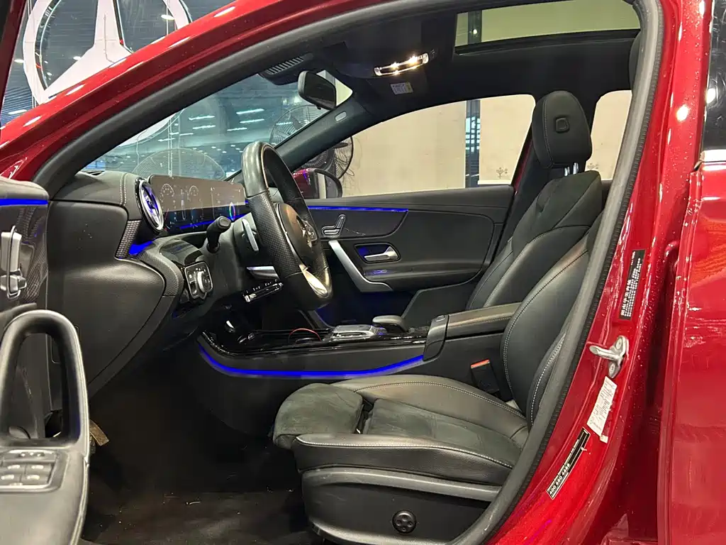 Mercedes-Benz A-Class 2022 Facelift Three A 200 L Sports Sedan Fashionable купить на сайте DeffCars