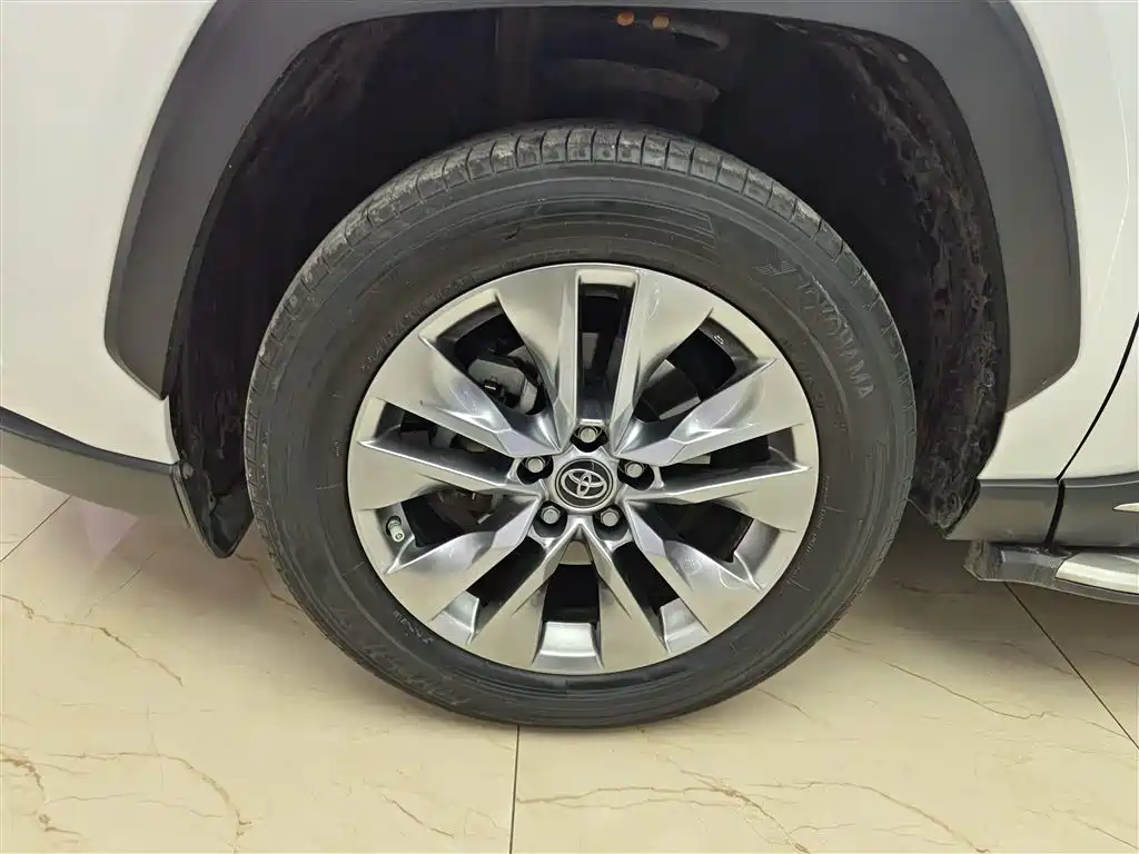 Wilanda 2022 2.0L CVT two-wheel drive luxury version купить на сайте DeffCars