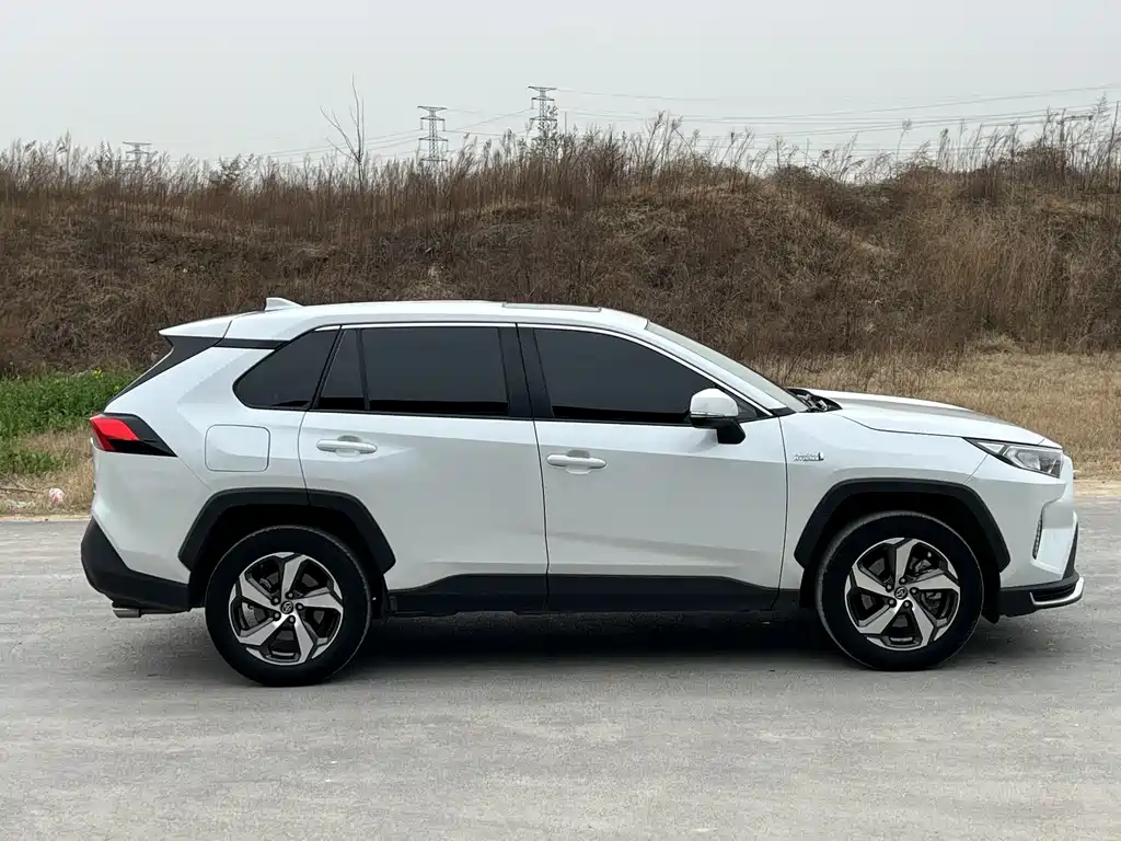 RAV4 Rongfang Dual Engine E+ 2021 2.5L 2WD Elite Pro купить на сайте DeffCars