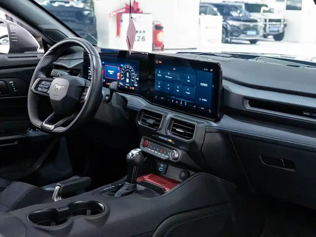Mustang 2024 5.0L V8 Dark Horse купить на сайте DeffCars