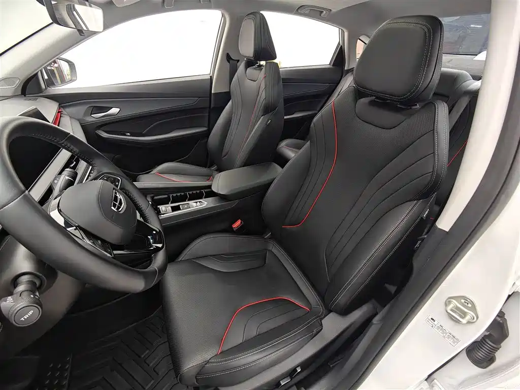 Binrui 2024 Binrui COOL 1.5T DCT Dragon Edition купить на сайте DeffCars