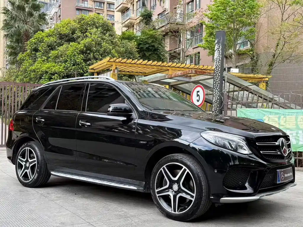 Mercedes-Benz GLE 2017 GLE 450 AMG 4MATIC купить на сайте DeffCars