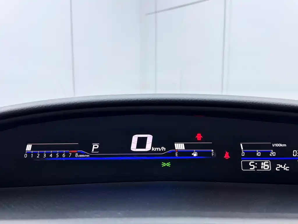 Jade 2017 1.8L automatic comfort version 5 seats купить на сайте DeffCars