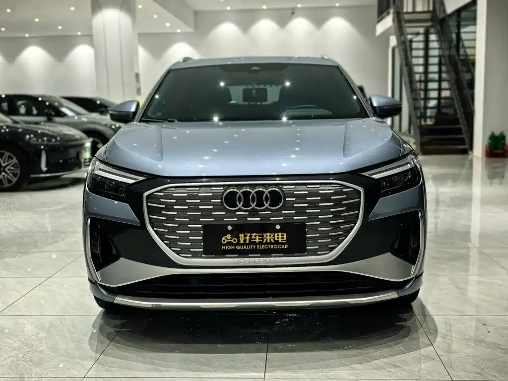 Audi Q4 e-tron 2023 40 e-tron Creative Edition купить на сайте DeffCars