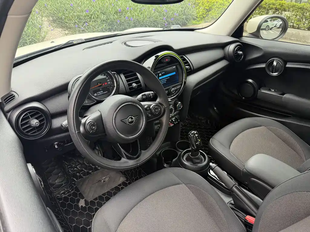 MINI 2019 1.5T ONE PLUS купить на сайте DeffCars