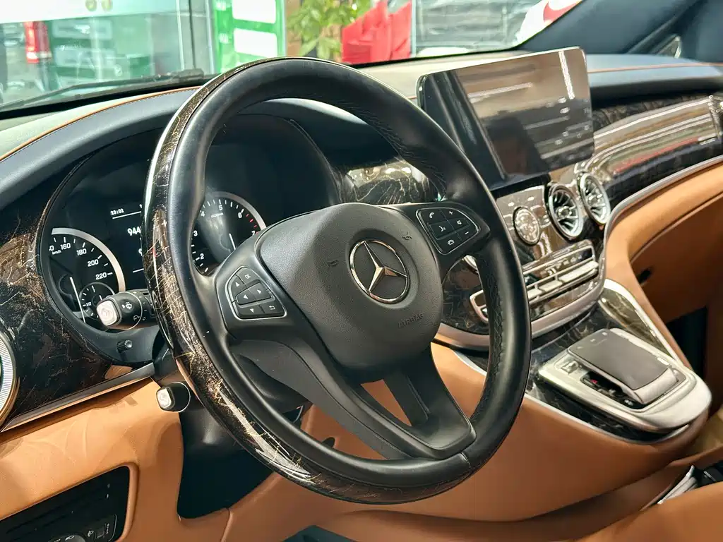 Vito 2021 2.0T Business Edition 7 seats купить на сайте DeffCars