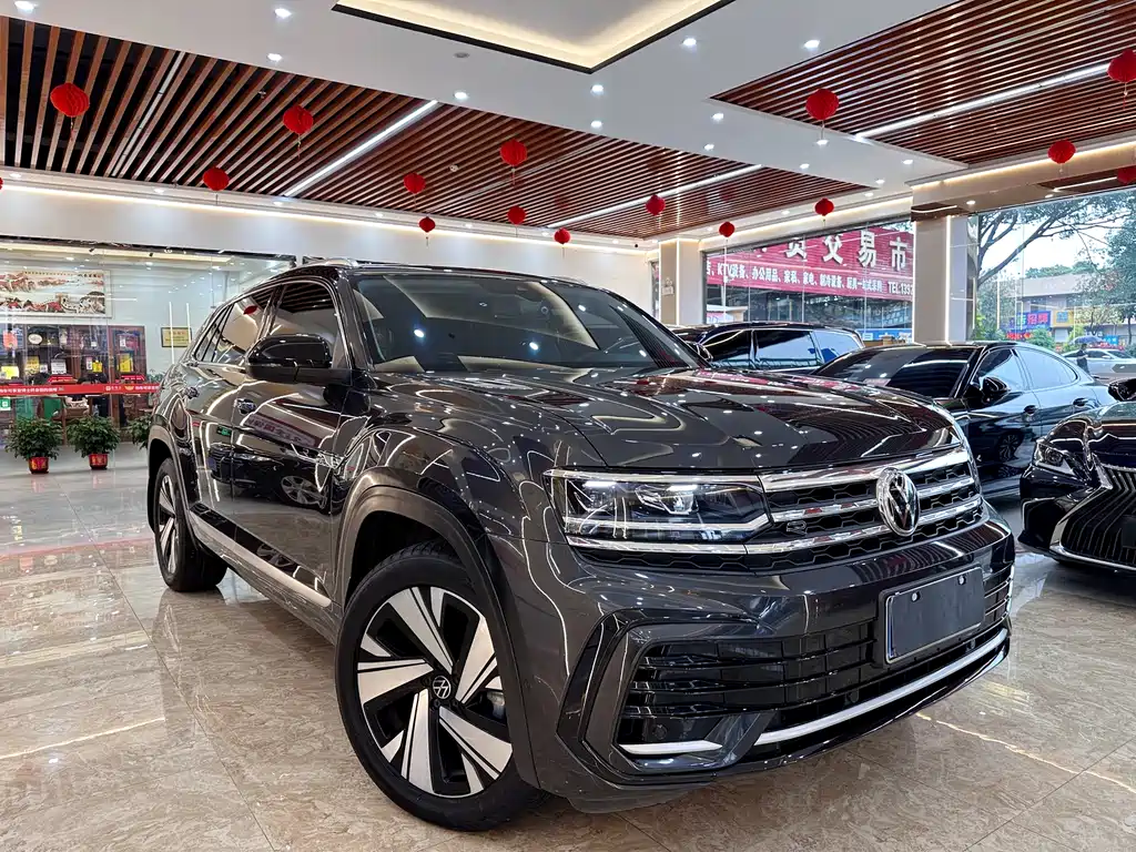 Touron 2021 330TSI two-wheel drive luxury version купить на сайте DeffCars