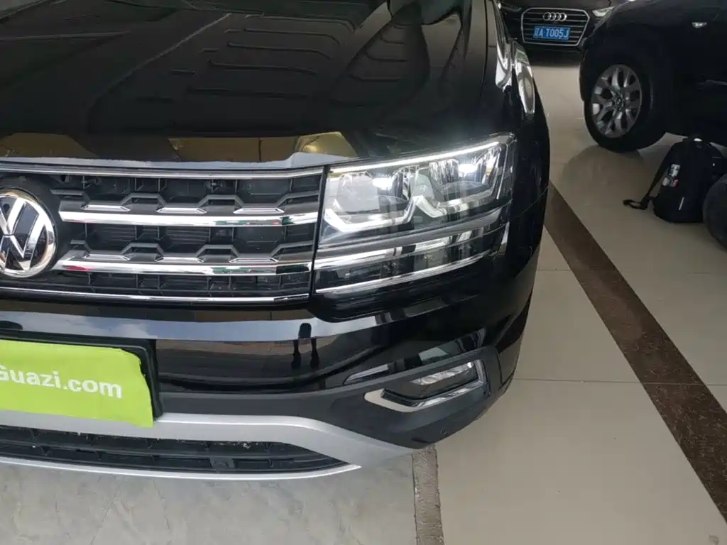 Teramont 2017 380TSI 4WD Deluxe Edition купить на сайте DeffCars