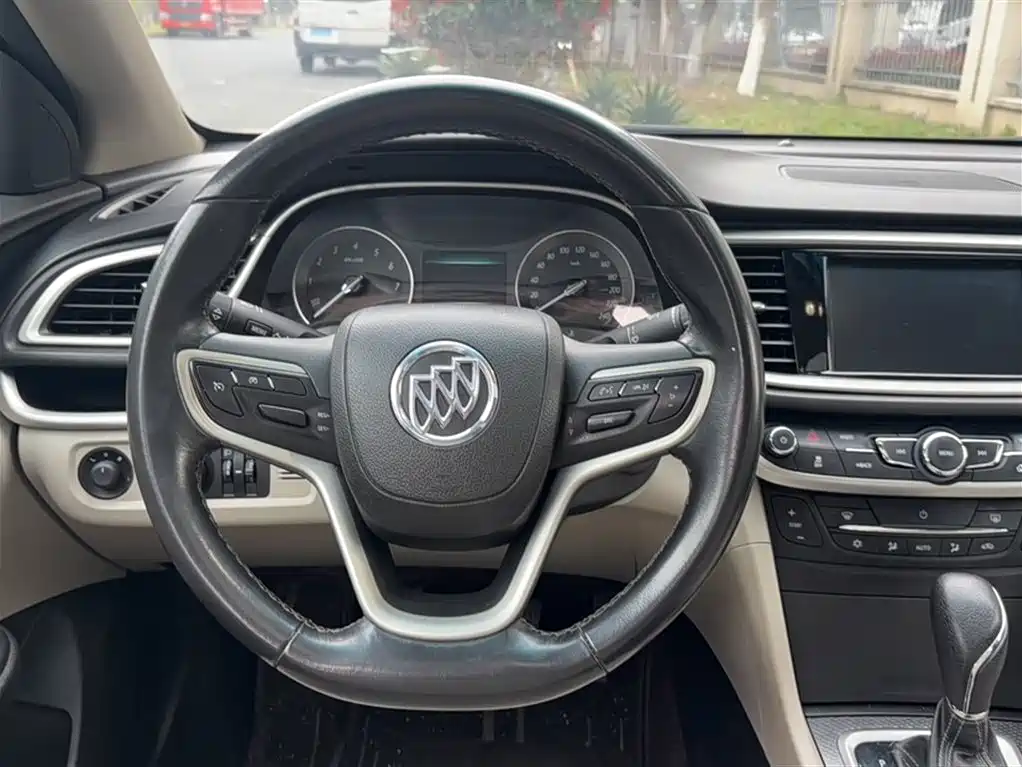 Yinglang 2019 15T dual-clutch interconnected elite model National VI купить на сайте DeffCars