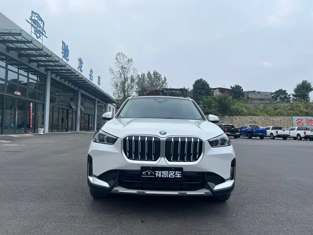 BMW X1 2025 sDrive25Li X Design Package купить на сайте DeffCars