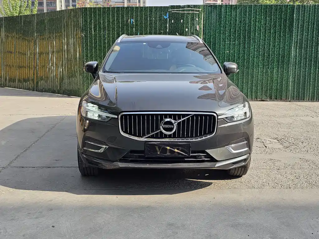 Volvo XC60 2021 T5 four-wheel drive Zhiyi Luxury Edition купить на сайте DeffCars