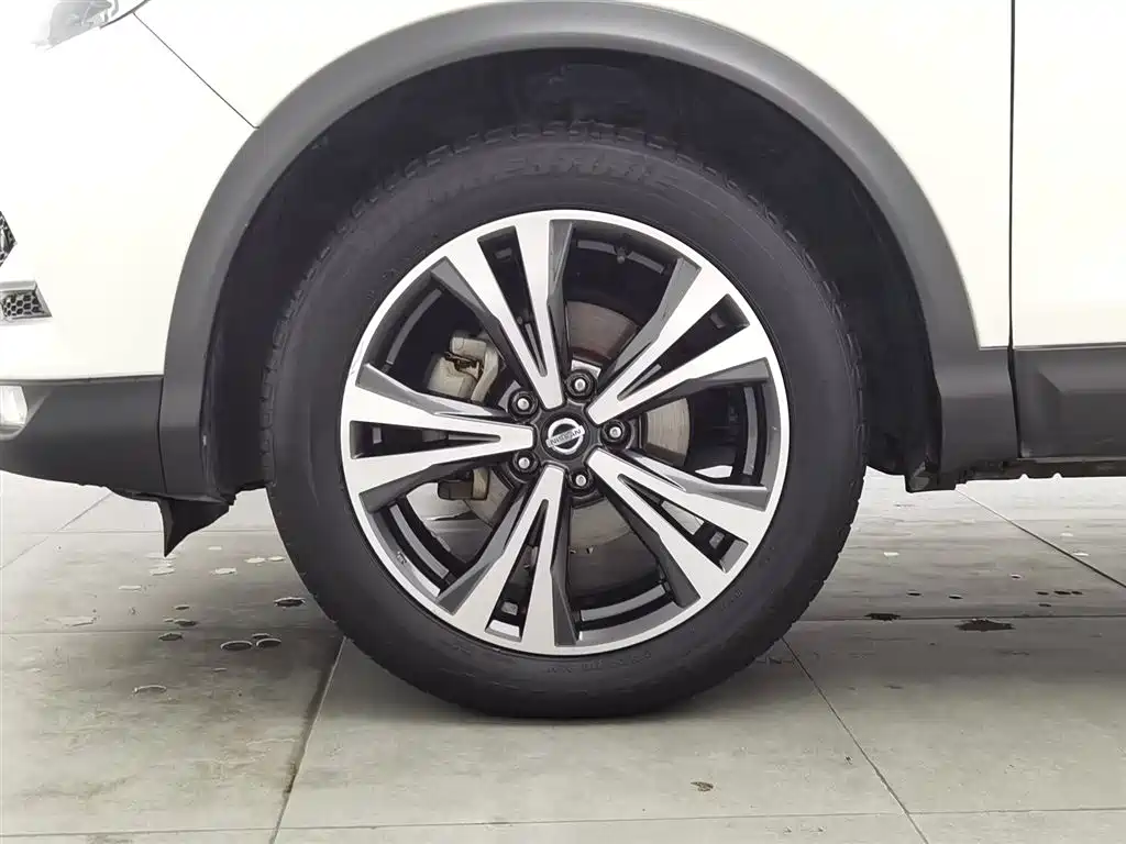 Qashqai 2021 2.0L CVT Deluxe Edition купить на сайте DeffCars