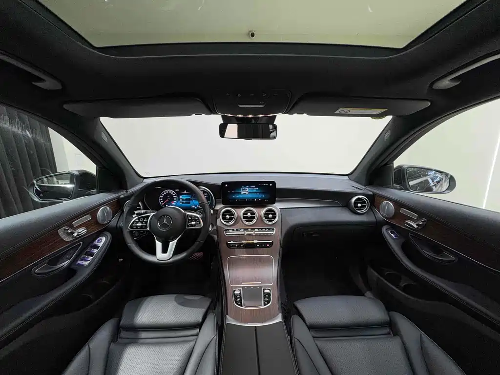 Mercedes-Benz GLC 2020 GLC 300 L 4MATIC luxury model купить на сайте DeffCars