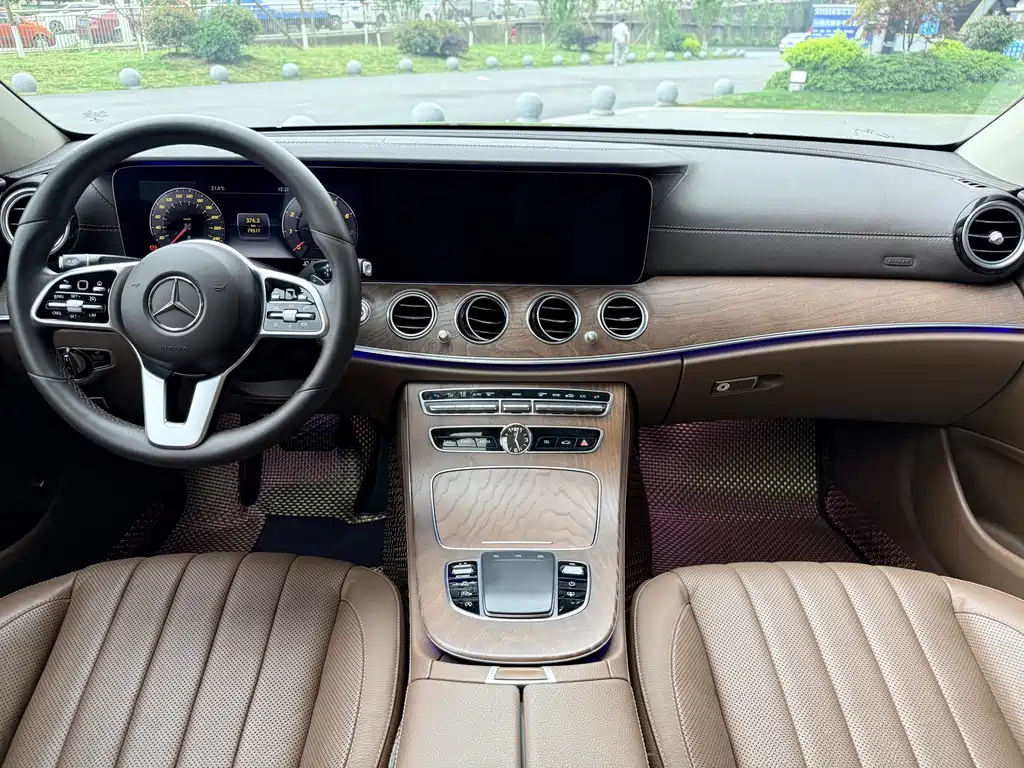 Mercedes-Benz E-Class 2020 Facelift E 300 L Special Edition купить на сайте DeffCars