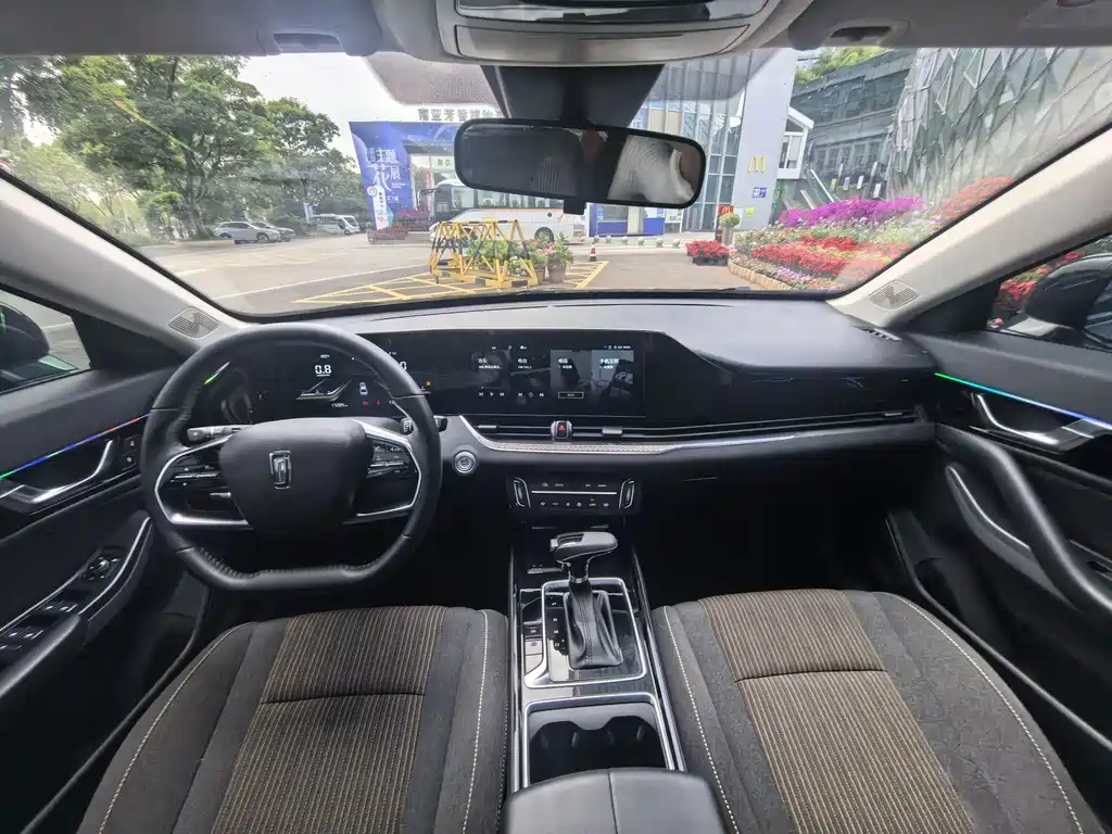 Pentium B70 2022 third generation 1.5T automatic enjoyment model купить на сайте DeffCars